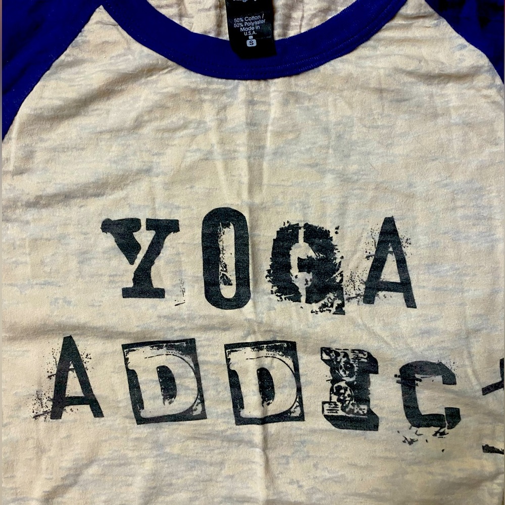 YOGA ADDICT Baseball Top size Small